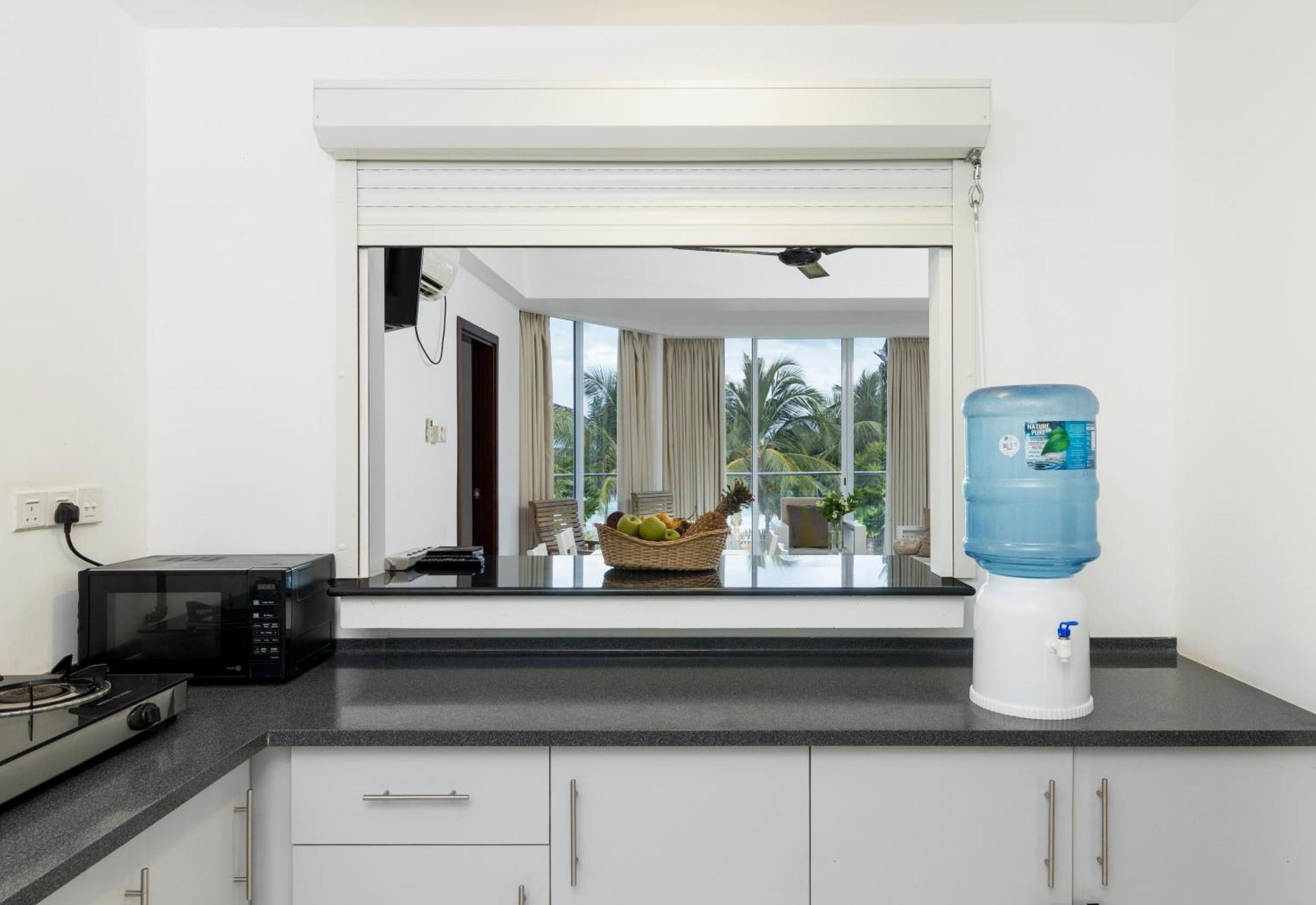 Oceanfront Condominium - Nilaveli Eksteriør billede