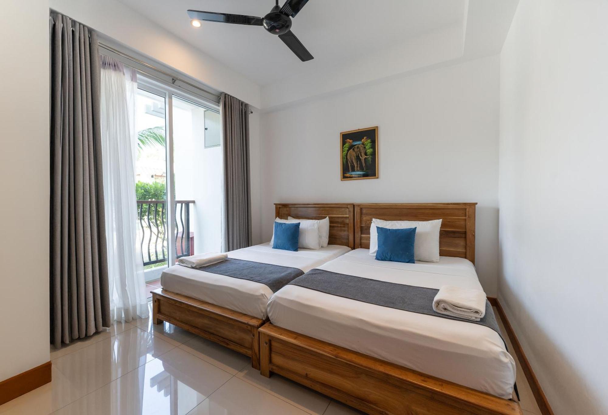 Oceanfront Condominium - Nilaveli Eksteriør billede