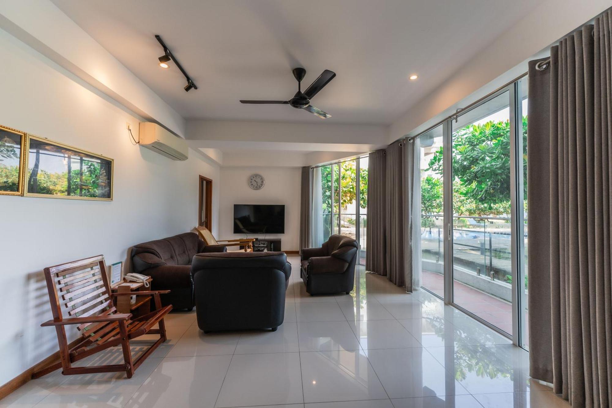 Oceanfront Condominium - Nilaveli Eksteriør billede