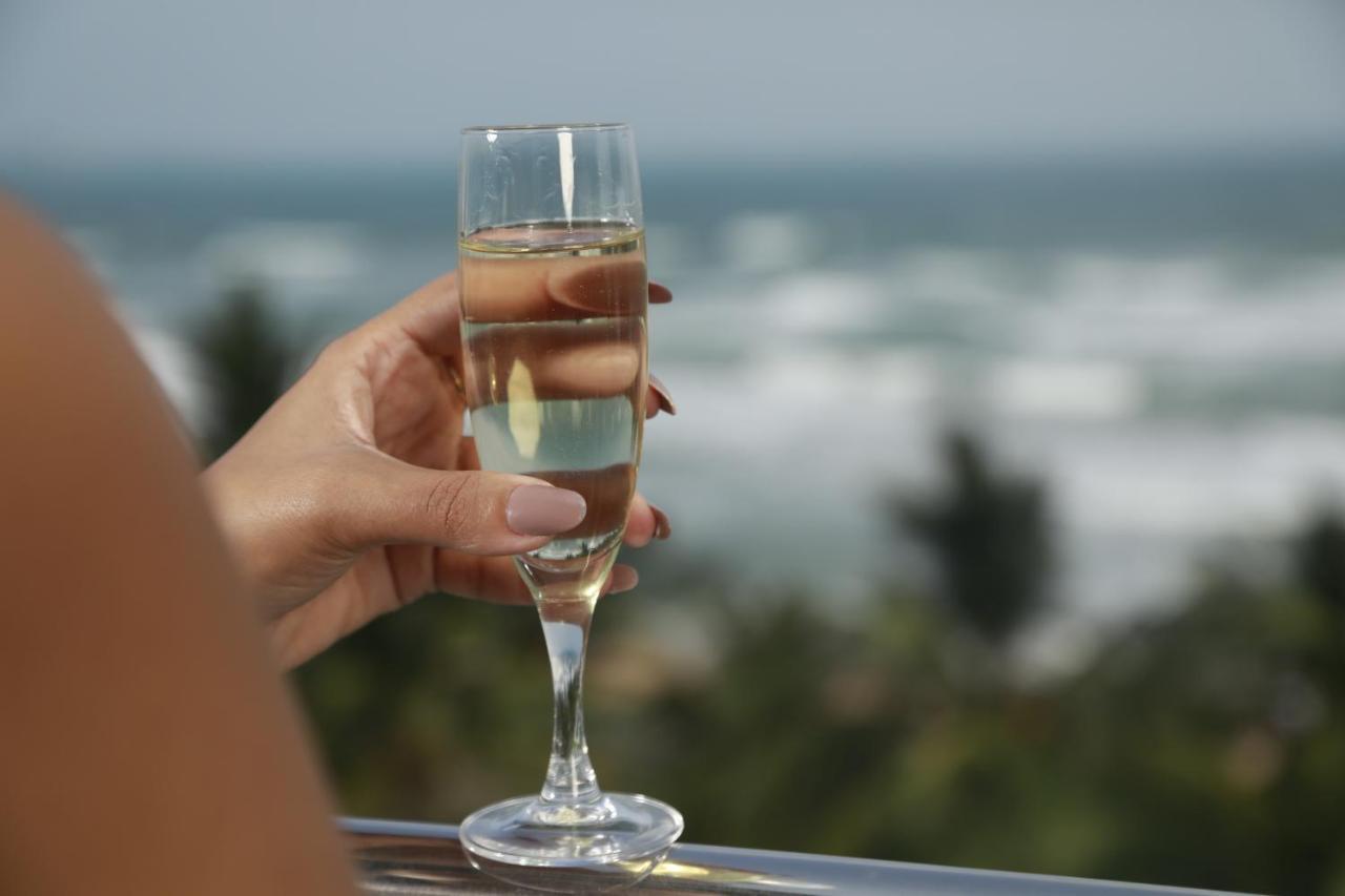 Oceanfront Condominium - Nilaveli Eksteriør billede